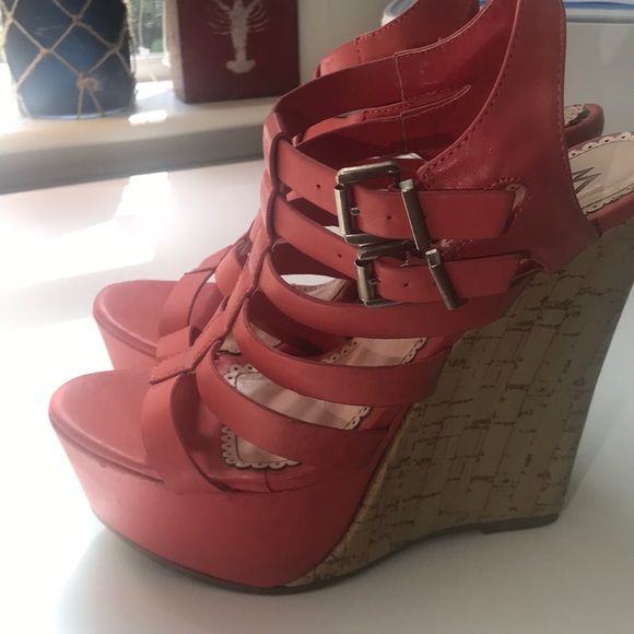 Shoedazzle Madison Taren Coral Wedges - Picture 1 of 6